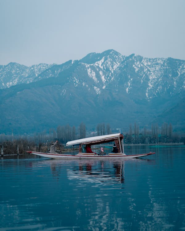 Kashmir, A Heaven On Earth